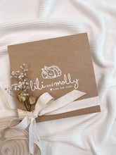 Load image into Gallery viewer, Oui Oui Gift