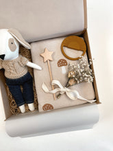 Load image into Gallery viewer, Leopoldo Baby Gift Box