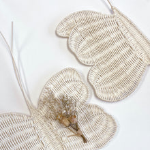 Load image into Gallery viewer, Set Butterfly Rattan