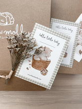 Load image into Gallery viewer, White Lili Gift Box