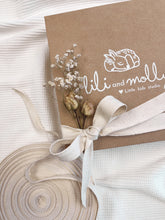 Load image into Gallery viewer, Acorn Newborn Gift Box