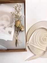 Load image into Gallery viewer, Oui Oui Gift