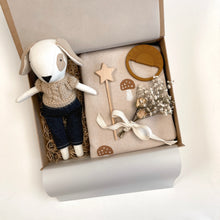 Load image into Gallery viewer, Leopoldo Baby Gift Box