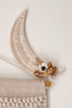 Load image into Gallery viewer, Rattan Flowers Moon