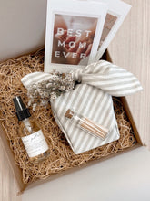 Load image into Gallery viewer, Botanical Gift Box