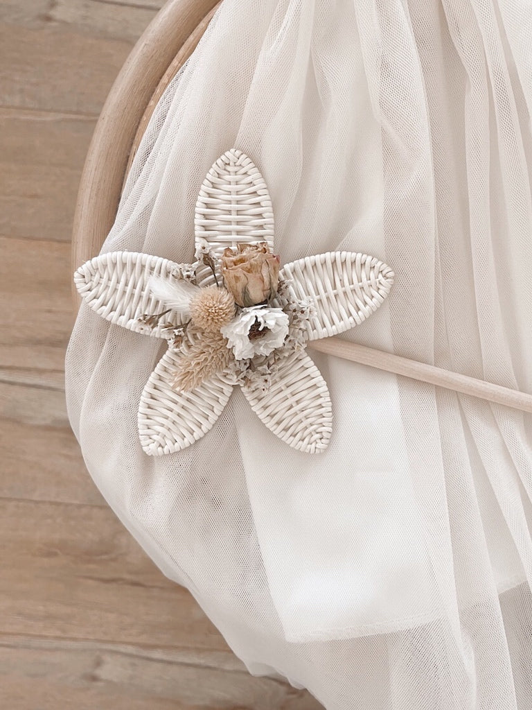 Magic Flowers Wand
