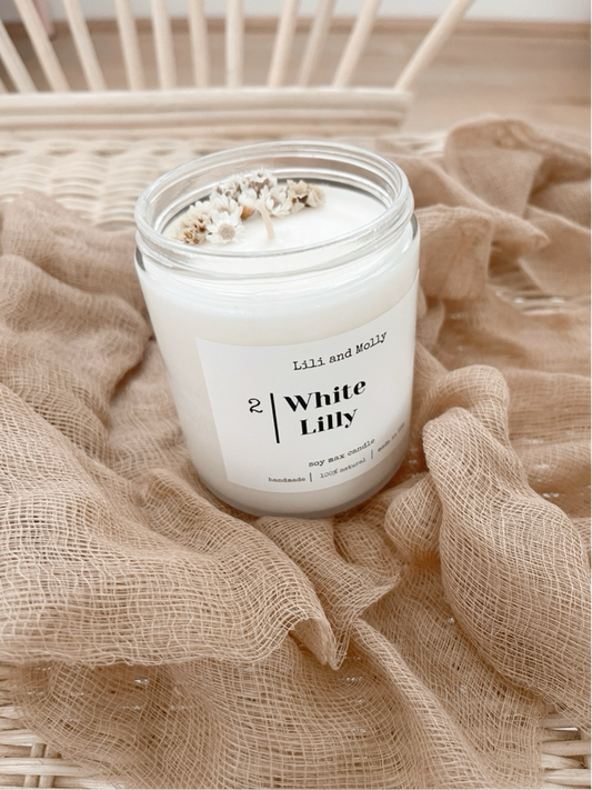 Candle White Lili