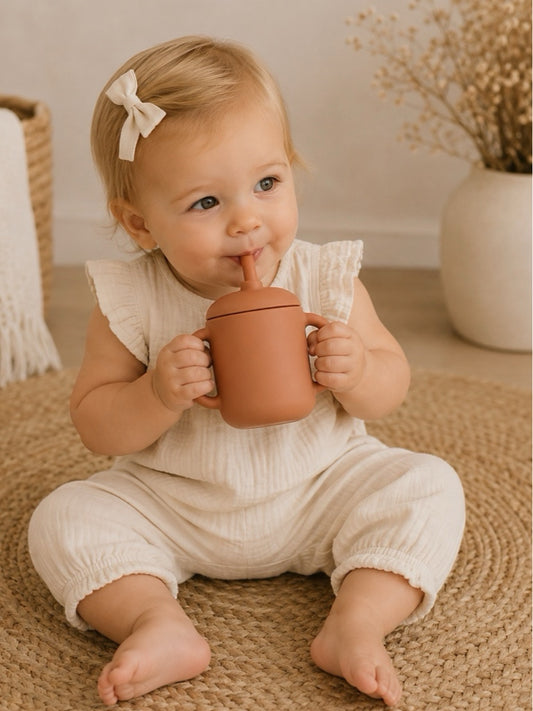 Silicone Baby Cup Love cinnamon