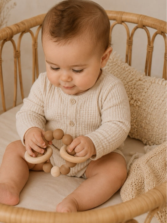 Teething Rattle Ring cinnamon