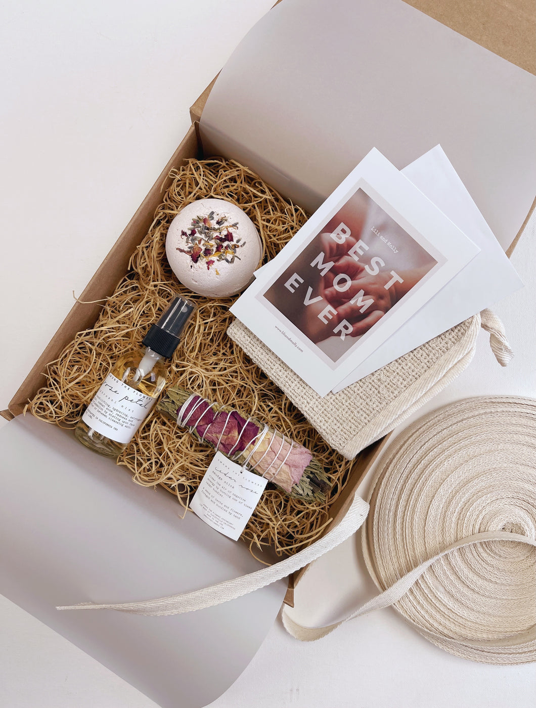 Roses Mom Gift Box
