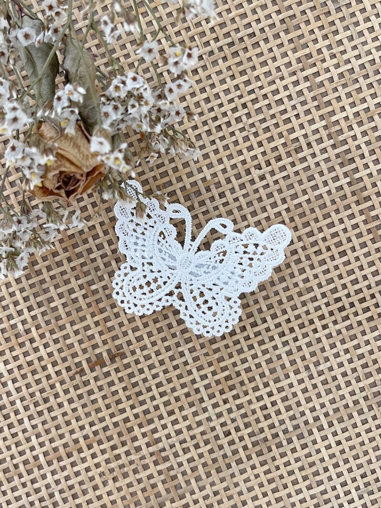 Clip White Butterfly