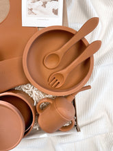 Load image into Gallery viewer, Set Silicone Baby Mealtime Cinnamon
